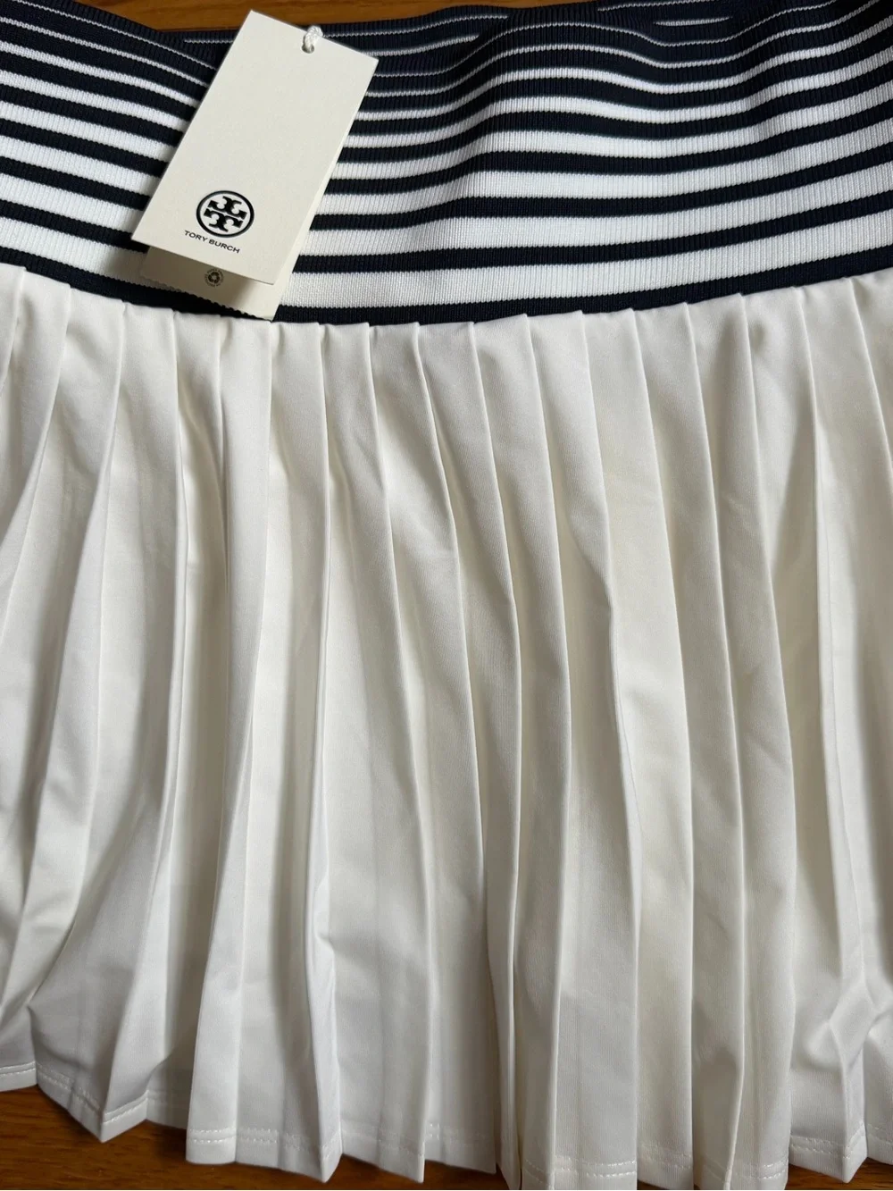 NWT Tory Burch Performance Jersey Tennis Skirt XS – Snow White/Tory Navy